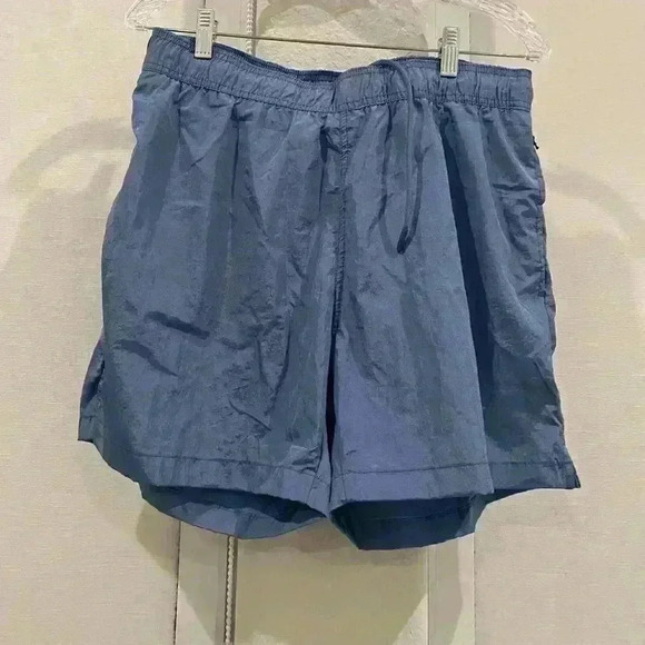 NWT Onia
Crinkle Multifunctional Short MSRP 
$135 Sz L - Picture 8 of 9